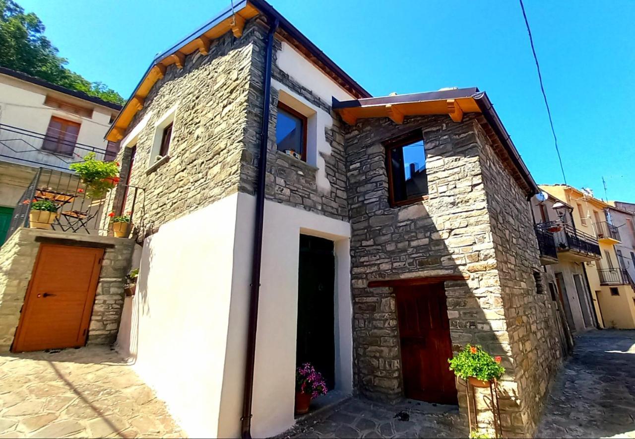 Sant'Elia B&B Alessandria del Carretto Exterior photo